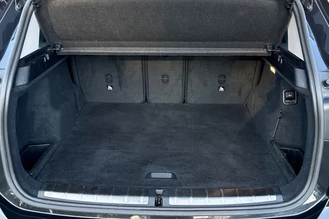 MC69DFL BMW X1 2.0 20d xLine Auto xDrive Euro 6 (s/s) 5dr Thumbnail #7