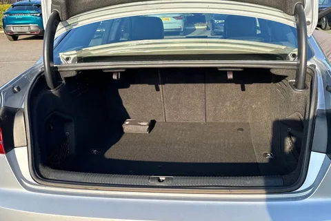 7 of 67 for Audi A4 2.0 TDI S line S Tronic Euro 6 (s/s) 4dr