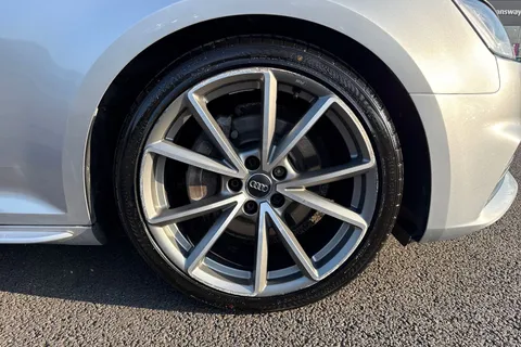 10 of 67 for Audi A4 2.0 TDI S line S Tronic Euro 6 (s/s) 4dr