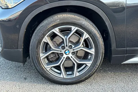 MC69DFL BMW X1 2.0 20d xLine Auto xDrive Euro 6 (s/s) 5dr Thumbnail #13