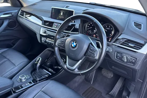 MC69DFL BMW X1 2.0 20d xLine Auto xDrive Euro 6 (s/s) 5dr Thumbnail #14