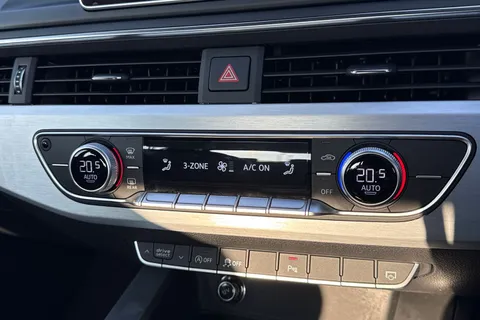 22 of 67 for Audi A4 2.0 TDI S line S Tronic Euro 6 (s/s) 4dr