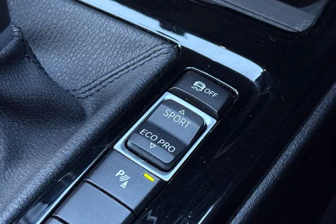 MC69DFL BMW X1 2.0 20d xLine Auto xDrive Euro 6 (s/s) 5dr Thumbnail #41