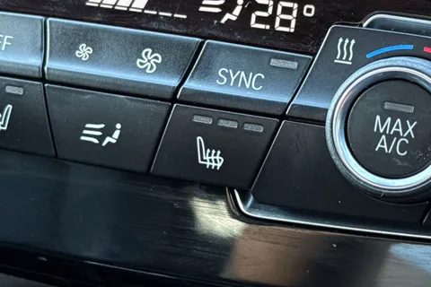 MC69DFL BMW X1 2.0 20d xLine Auto xDrive Euro 6 (s/s) 5dr Thumbnail #46