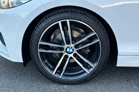 FY67KJE BMW 2 Series 1.5 218i M Sport Auto Euro 6 (s/s) 2dr Thumbnail #14