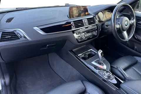 FY67KJE BMW 2 Series 1.5 218i M Sport Auto Euro 6 (s/s) 2dr Thumbnail #16