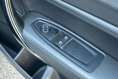 FY67KJE BMW 2 Series 1.5 218i M Sport Auto Euro 6 (s/s) 2dr Thumbnail #22