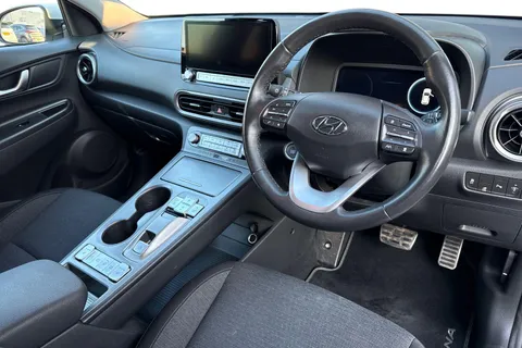 CX23YWE Hyundai Kona 39kWh Premium Auto 5dr (10.5kW Charger) Thumbnail #19