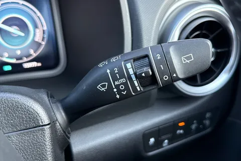 CX23YWE Hyundai Kona 39kWh Premium Auto 5dr (10.5kW Charger) Thumbnail #43