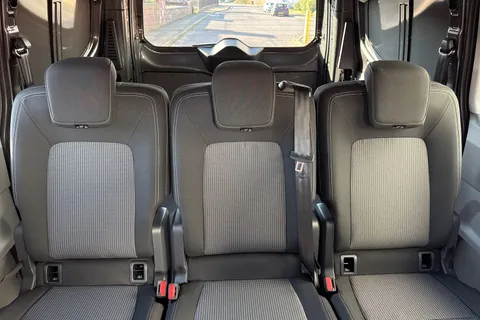 KM75XPL Volkswagen E-Transporter 160kW 65kWh Commerce Pro Kombi Van Auto Thumbnail #20