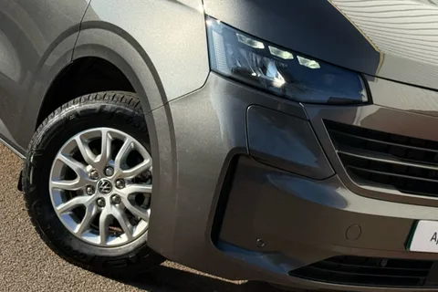 KM75XPL Volkswagen E-Transporter 160kW 65kWh Commerce Pro Kombi Van Auto Thumbnail #30