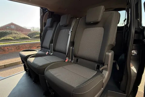 KM75XPL Volkswagen E-Transporter 160kW 65kWh Commerce Pro Kombi Van Auto Thumbnail #48