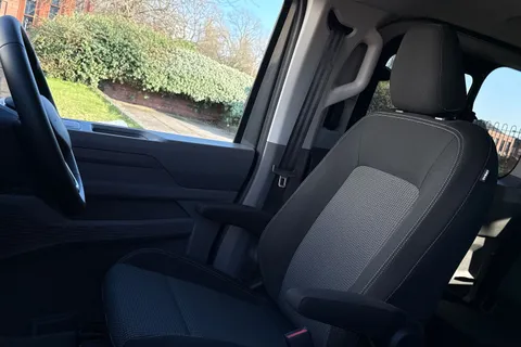 KM75XPL Volkswagen E-Transporter 160kW 65kWh Commerce Pro Kombi Van Auto Thumbnail #54