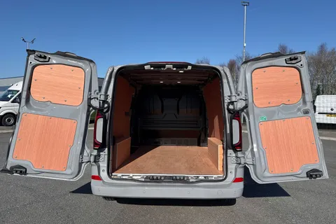 DG75BXY Volkswagen Transporter 2.0 TDI 110 Commerce Pro Van Thumbnail #8