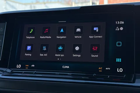 KY25SFU Volkswagen California 2.0 TDI Coast 5dr DSG Thumbnail #18