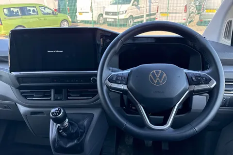 DG75BXY Volkswagen Transporter 2.0 TDI 110 Commerce Pro Van Thumbnail #19