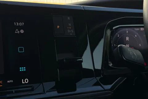 KY25SFU Volkswagen California 2.0 TDI Coast 5dr DSG Thumbnail #24