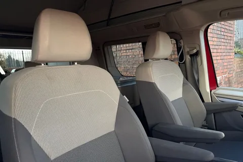 KY25SFU Volkswagen California 2.0 TDI Coast 5dr DSG Thumbnail #25