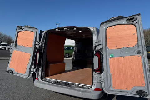 DG75BXY Volkswagen Transporter 2.0 TDI 110 Commerce Pro Van Thumbnail #33