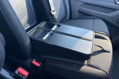 DG75BXY Volkswagen Transporter 2.0 TDI 110 Commerce Pro Van Thumbnail #36