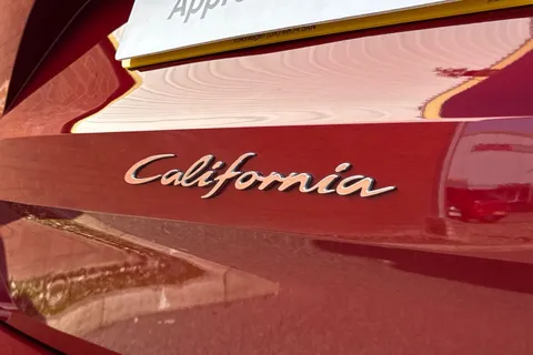 KY25SFU Volkswagen California 2.0 TDI Coast 5dr DSG Thumbnail #41