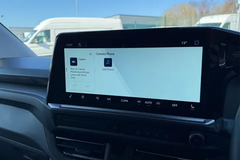 DG75BXY Volkswagen Transporter 2.0 TDI 110 Commerce Pro Van Thumbnail #51