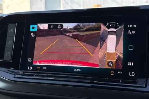 KY25SFU Volkswagen California 2.0 TDI Coast 5dr DSG Thumbnail #59