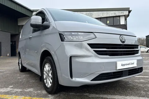 PN75MXM Volkswagen Transporter 2.0 TDI 150 Commerce Pro Van Thumbnail #26