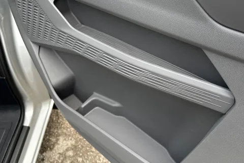 PJ25UUL Volkswagen Transporter 2.0 TDI 110 Commerce Pro Van Thumbnail #29