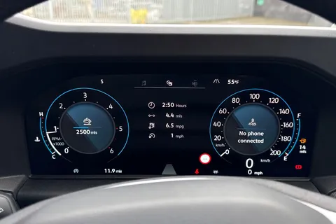 PJ25UUL Volkswagen Transporter 2.0 TDI 110 Commerce Pro Van Thumbnail #38