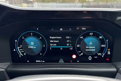 PN75MXM Volkswagen Transporter 2.0 TDI 150 Commerce Pro Van Thumbnail #43