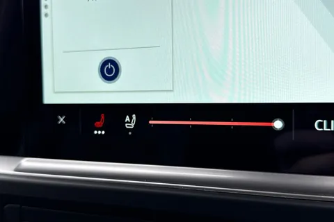 PN75MXM Volkswagen Transporter 2.0 TDI 150 Commerce Pro Van Thumbnail #47