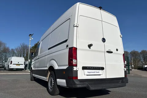 DE25YNO Volkswagen Crafter 2.0 TDI 140PS Commerce Plus High Roof Van Auto Thumbnail #9