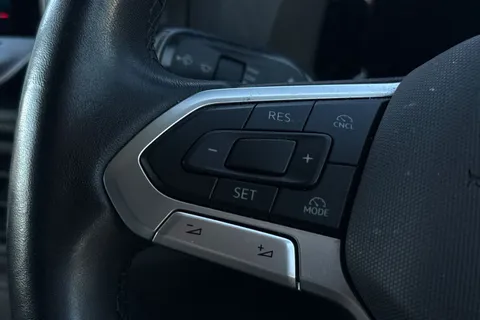 DE25YNO Volkswagen Crafter 2.0 TDI 140PS Commerce Plus High Roof Van Auto Thumbnail #38