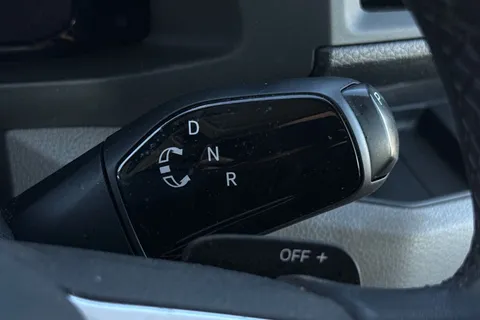 DE25YNO Volkswagen Crafter 2.0 TDI 140PS Commerce Plus High Roof Van Auto Thumbnail #40