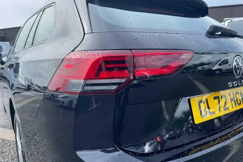 GL72HGM Volkswagen Golf 2.0 TDI Life (115ps) Estate Thumbnail #17