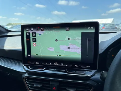  CUPRA Formentor 1.5 eHybrid 25.8kWh V2 DSG Euro 6 (s/s) 5dr Thumbnail #11