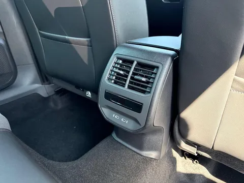  CUPRA Formentor 1.5 eHybrid 25.8kWh V2 DSG Euro 6 (s/s) 5dr Thumbnail #29