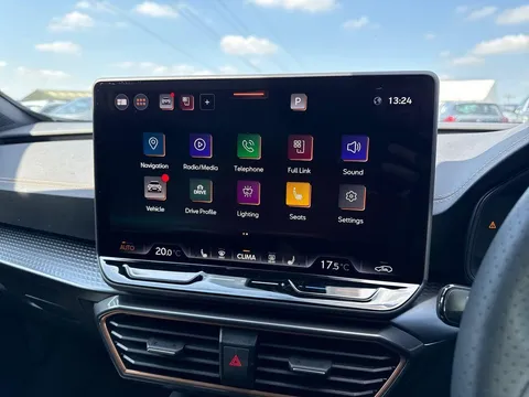  CUPRA Formentor 1.5 eHybrid 25.8kWh V2 DSG Euro 6 (s/s) 5dr Thumbnail #41