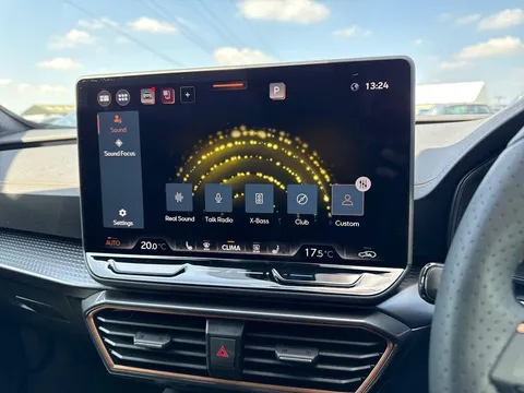  CUPRA Formentor 1.5 eHybrid 25.8kWh V2 DSG Euro 6 (s/s) 5dr Thumbnail #46