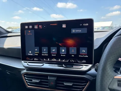  CUPRA Formentor 1.5 eHybrid 25.8kWh V2 DSG Euro 6 (s/s) 5dr Thumbnail #51