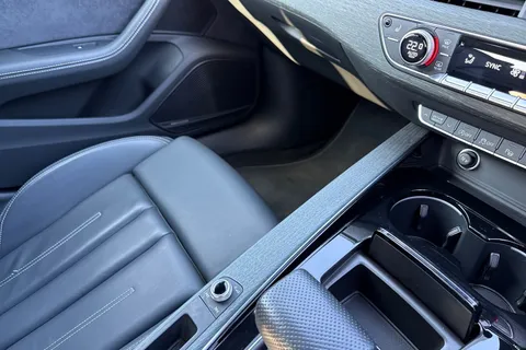 LT23NZG Audi A4 Vorsprung 45 TFSI quattro 265 PS S tronic Thumbnail #21