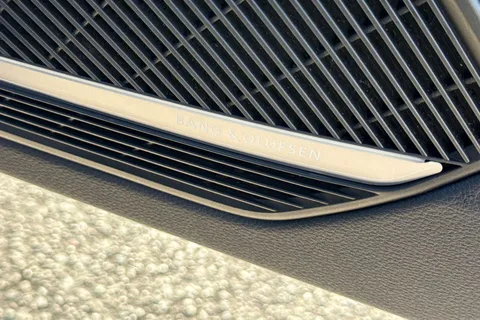 LT23NZG Audi A4 Vorsprung 45 TFSI quattro 265 PS S tronic Thumbnail #26