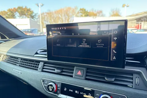 LT23NZG Audi A4 Vorsprung 45 TFSI quattro 265 PS S tronic Thumbnail #42