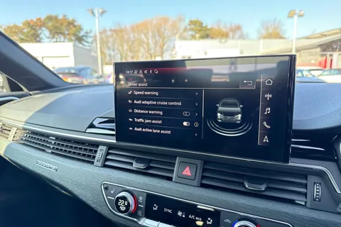 LT23NZG Audi A4 Vorsprung 45 TFSI quattro 265 PS S tronic Thumbnail #49