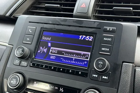 MF67CKE Honda Civic 1.0 VTEC Turbo SE 5dr CVT Thumbnail #41