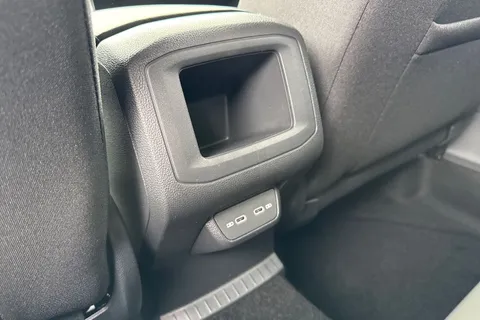 Volkswagen T-Cross 1.5 TSI EVO R-Line DSG Euro 6 (s/s) 5dr Thumbnail #37