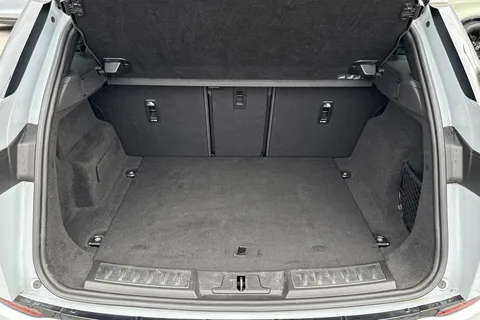 DU75YPA Land Rover Range Rover Evoque 2.0 D200 Dynamic SE 5dr Thumbnail #10