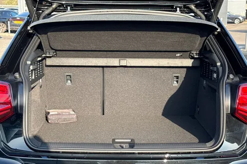 Audi Q2 1.0 TFSI 30 Black Edition Euro 6 (s/s) 5dr Thumbnail #7