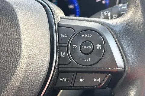 NY21YRX Toyota Corolla 1.8 VVT-h Icon Tech Touring Sports CVT Euro 6 (s/s) 5dr Thumbnail #37